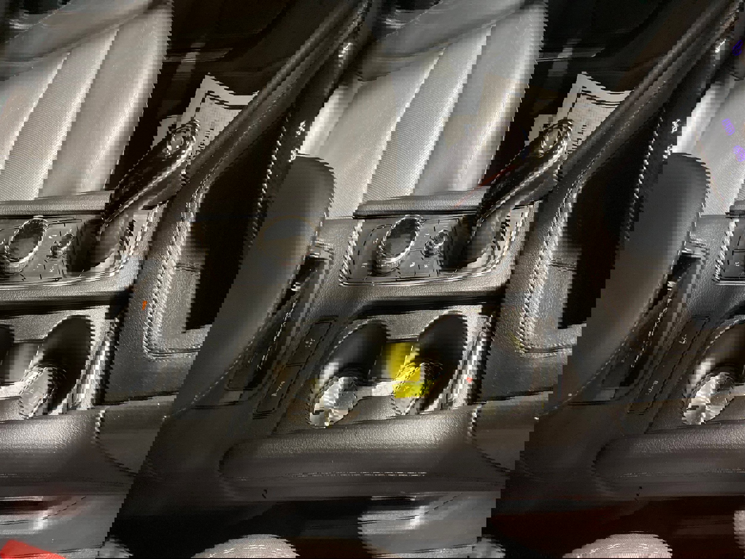 Used 2021 Cadillac XT5 Sportv w/ LPO, ONYX Package AWD/4WD image 5