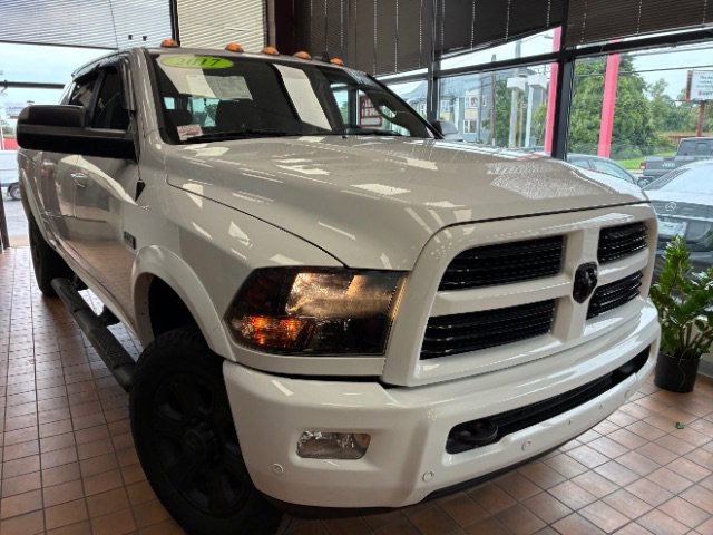 Used 2017 RAM 3500 Big Horn w/ Sport Appearance Group image 1