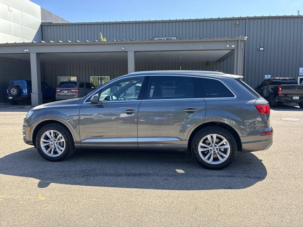 Used 2019 Audi Q7 2.0T Premium AWD/4WD image 4