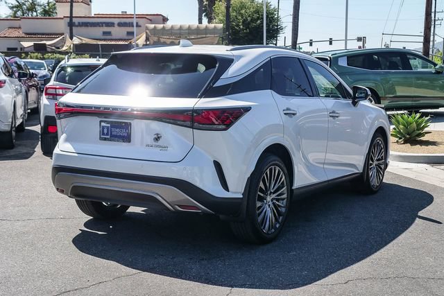 Used 2023 Lexus RX 350 w/ Cold Area Package AWD/4WD image 7