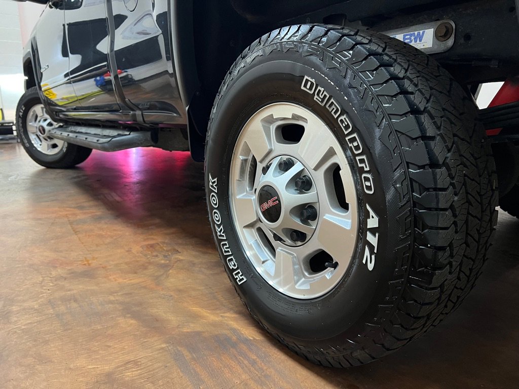 Used 2019 GMC Sierra 2500 SLE w/ SLE Preferred Package AWD/4WD image 41