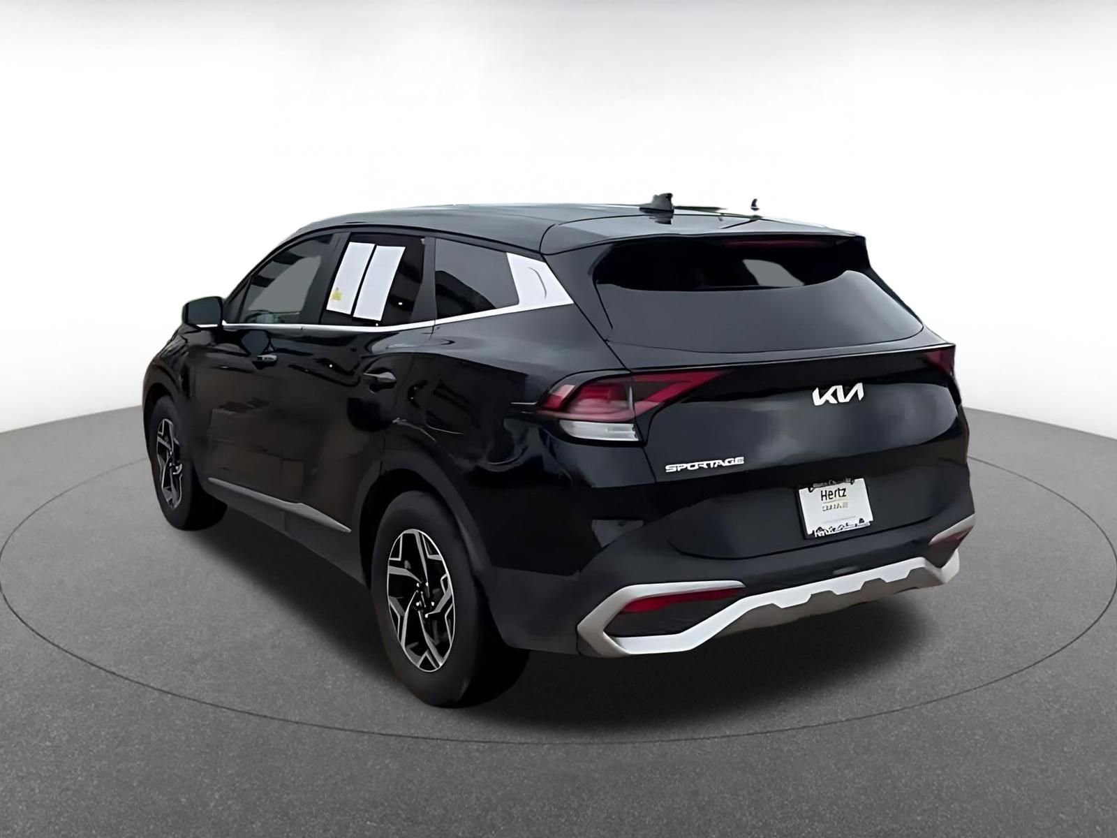 Used 2025 Kia Sportage LX image 11