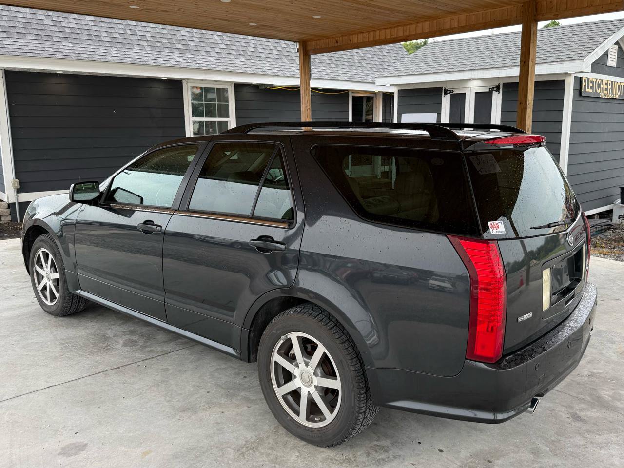 Used 2004 Cadillac SRX RWD image 9