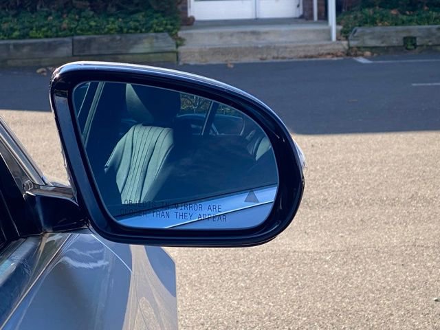 Used 2019 Mercedes-Benz E 300 4MATIC image 16