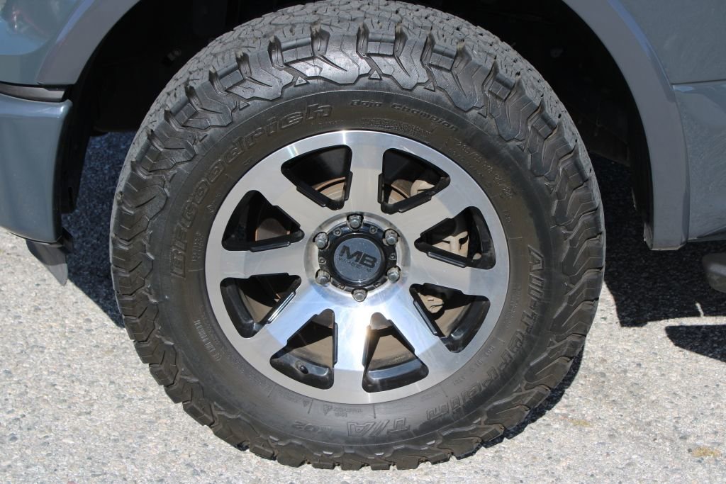 Used 2016 Ford F150 XLT w/ Equipment Group 302A Luxury AWD/4WD image 8