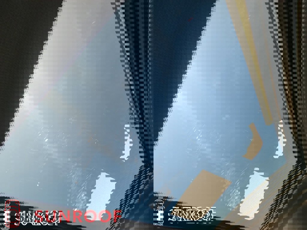 Used 2019 BMW 540i xDrive w/ M Sport Package image 33