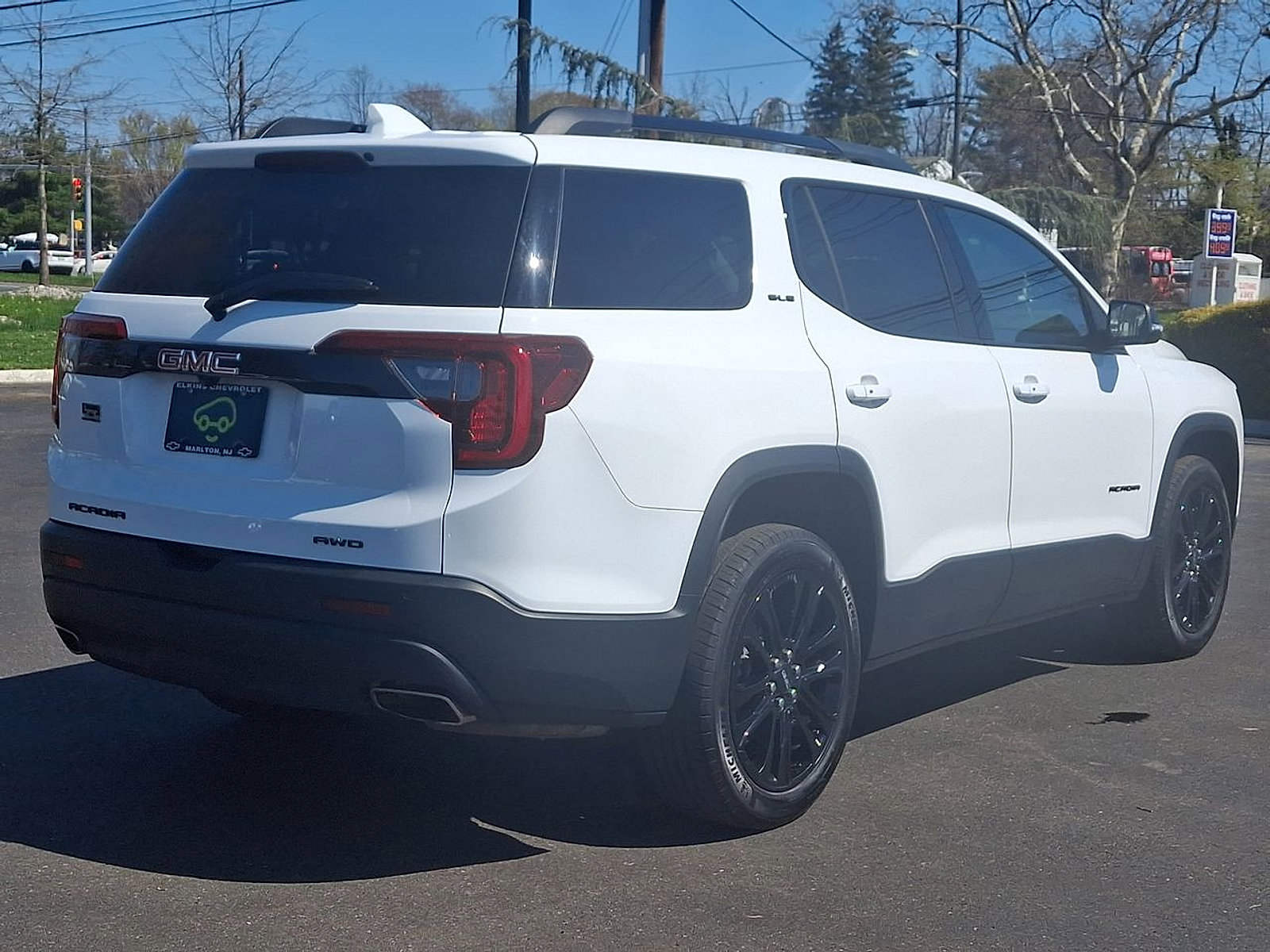 Certified 2023 GMC Acadia SLE w/ Driver Convenience Package AWD/4WD image 25