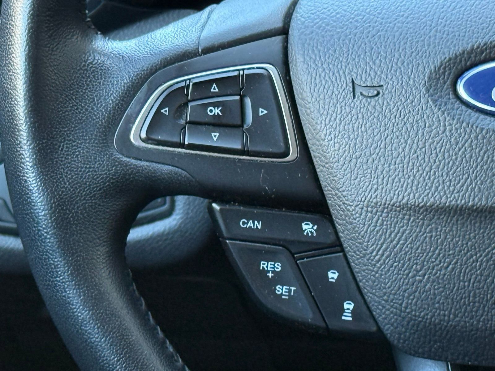 Used 2019 Ford Escape SEL image 27