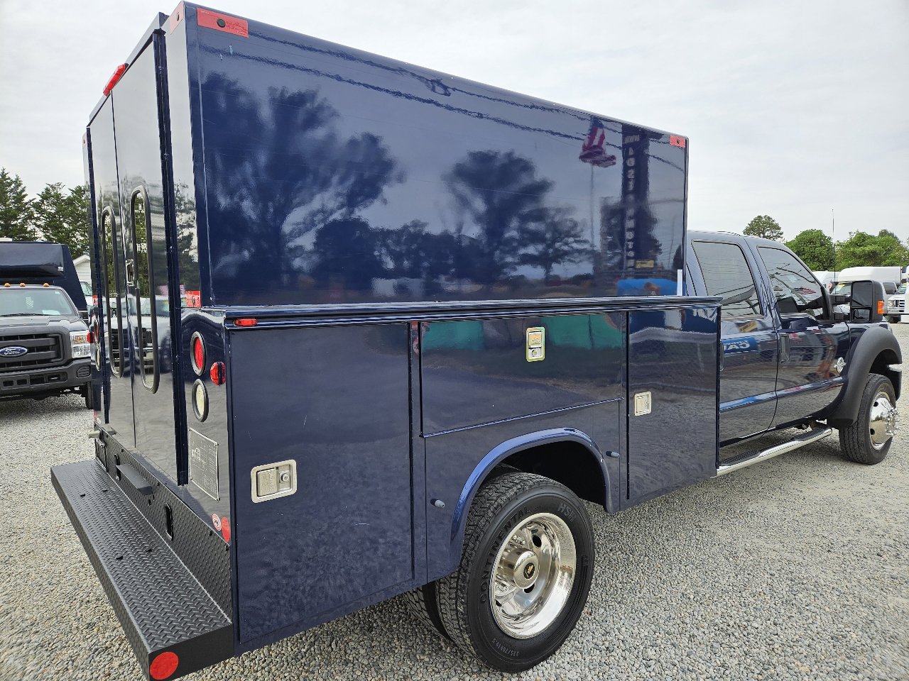 Used 2011 Ford F450 XL w/ PWR Equipment Group image 5