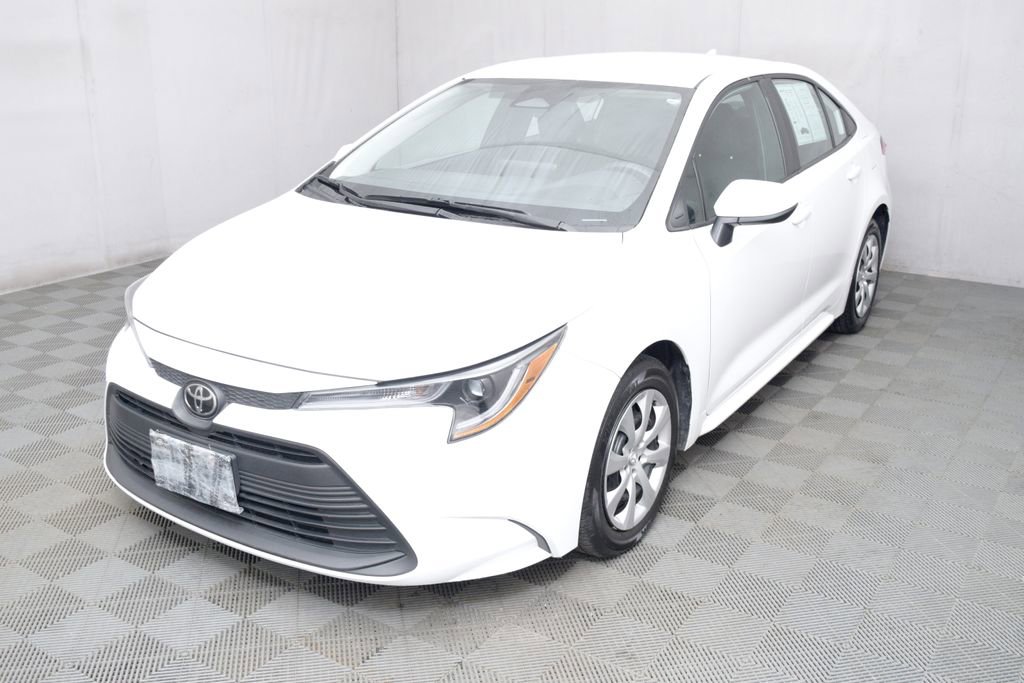 Used 2025 Toyota Corolla LE