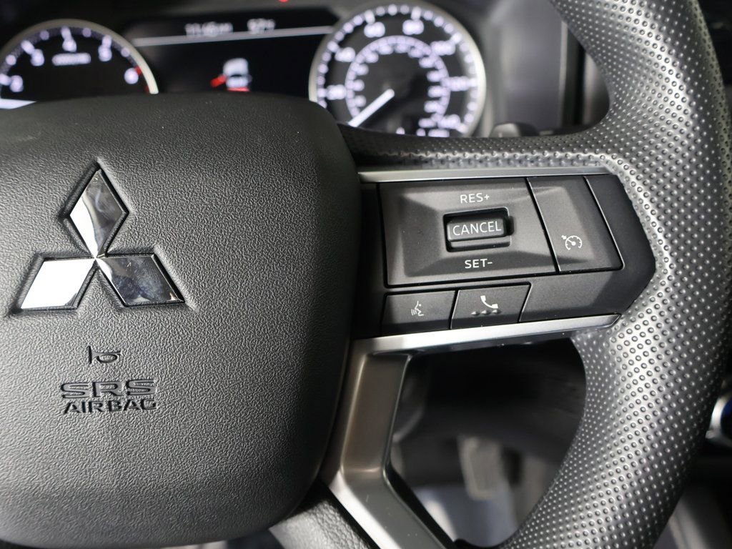 New 2026 Mitsubishi Outlander ES AWD/4WD image 43