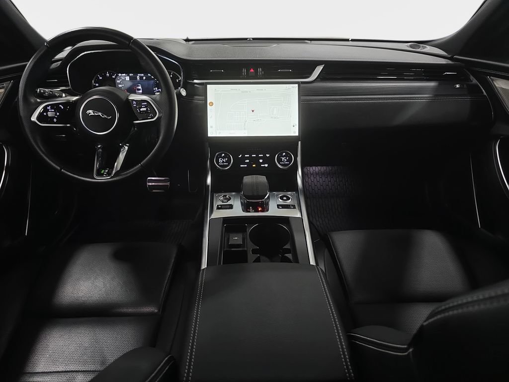 Used 2023 Jaguar XF R-Dynamic SE AWD/4WD image 10