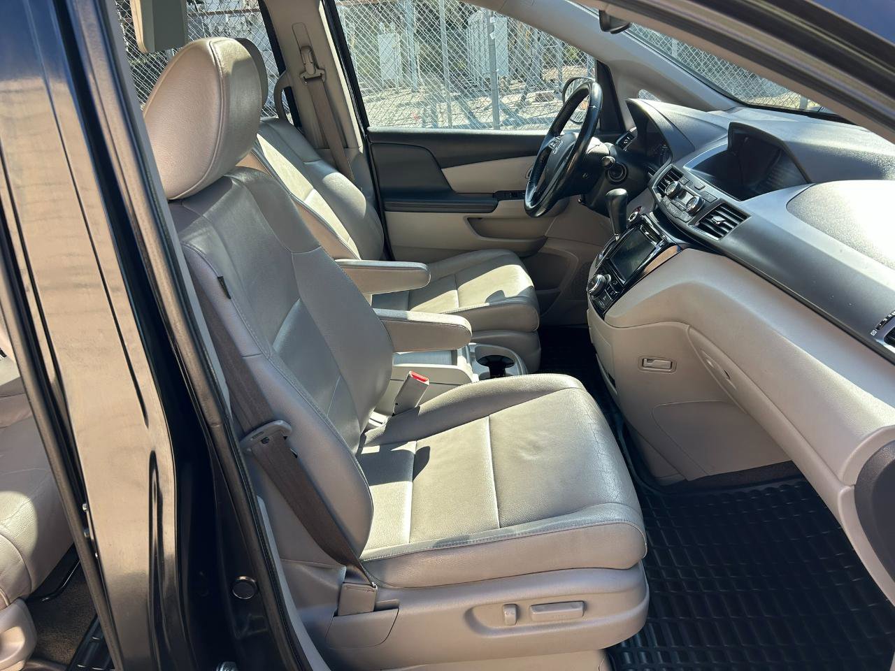 Used 2014 Honda Odyssey EX-L image 18