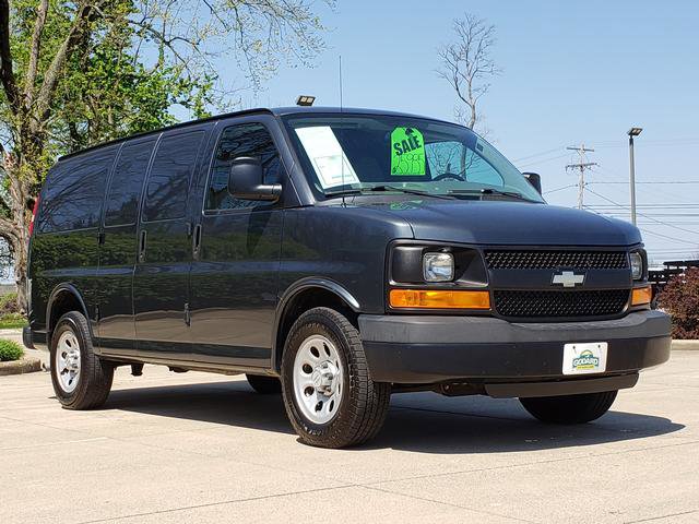 Used 2014 Chevrolet Express 1500 RWD image 8