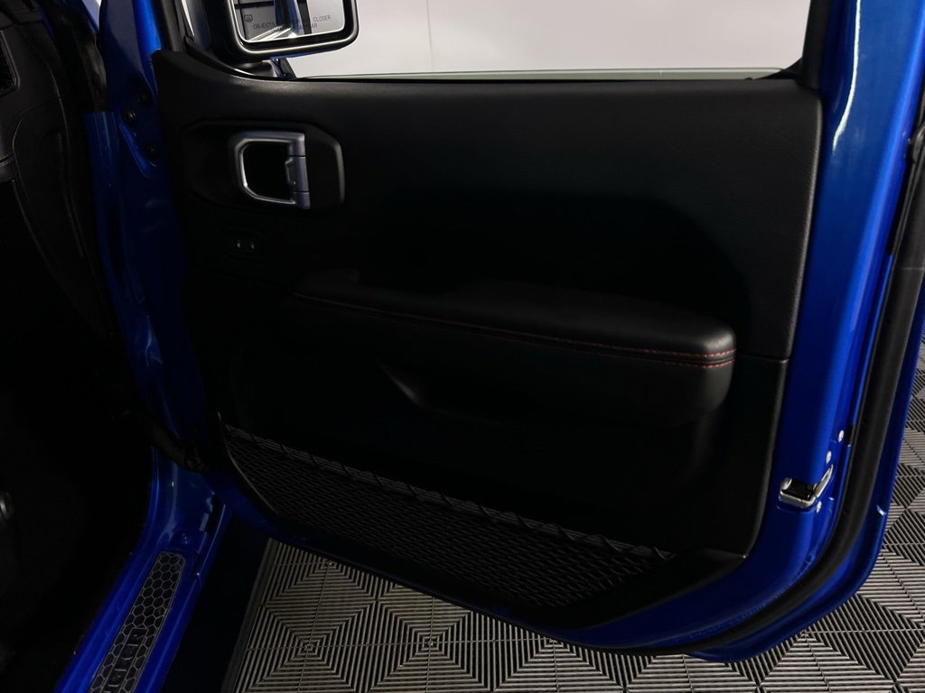 Certified 2024 Jeep Wrangler Unlimited Rubicon image 36