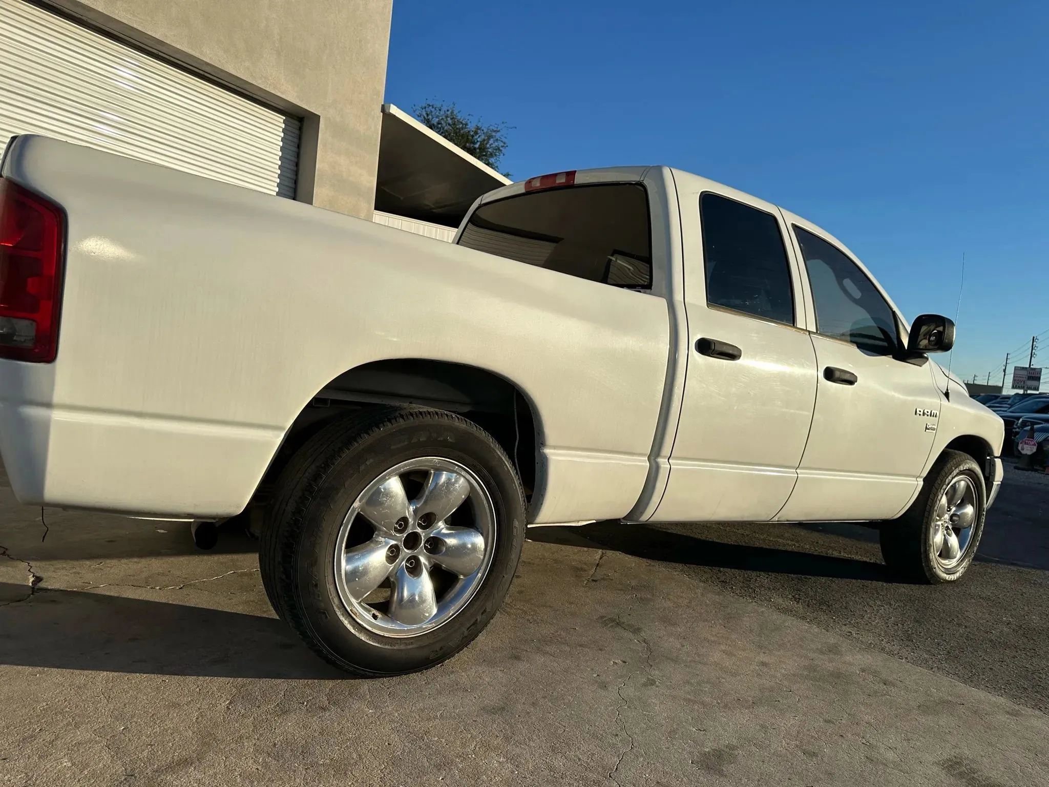 Used 2005 Dodge Ram 1500 Truck SLT image 3