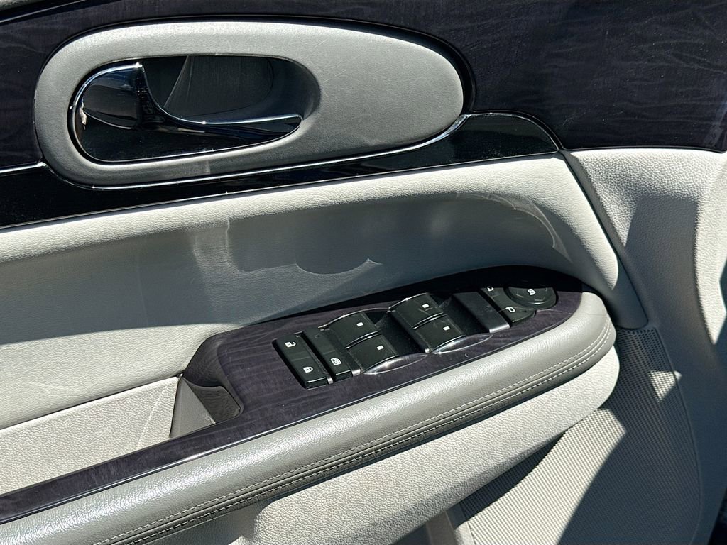 Used 2017 Buick Enclave Convenience FWD image 17