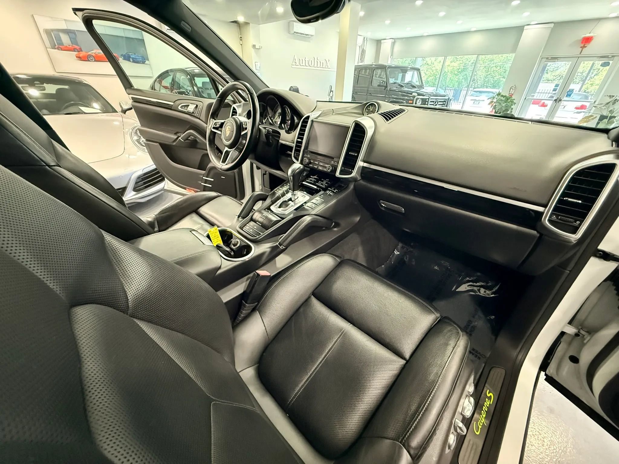 Used 2017 Porsche Cayenne S Platinum w/ Premium Package Plus (Pjy) AWD/4WD image 17
