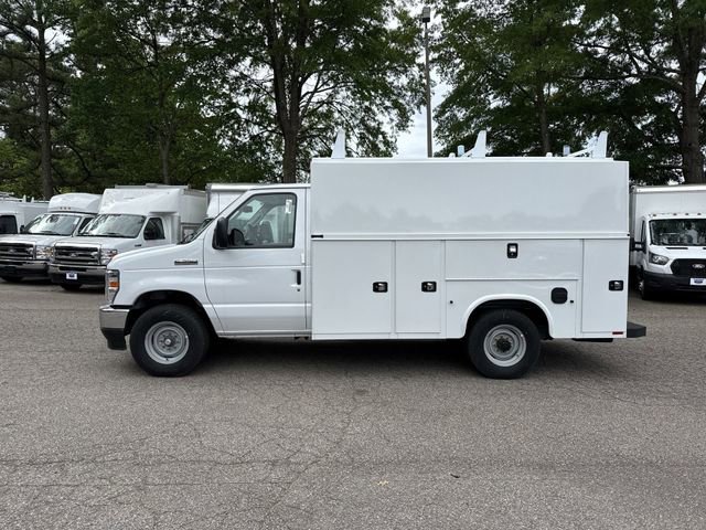 New 2026 Ford E-350 and Econoline 350 Super Duty w/ Power Equipment Group RWD image 5