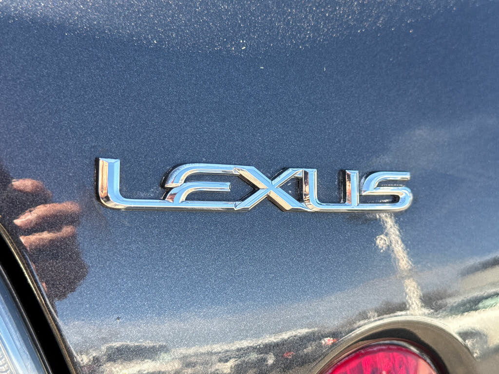 Used 2002 Lexus IS 300 SportCross RWD image 13