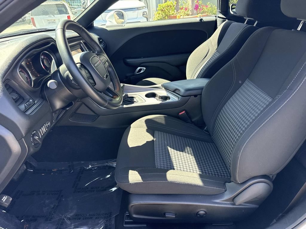 Used 2023 Dodge Challenger SXT AWD/4WD image 11