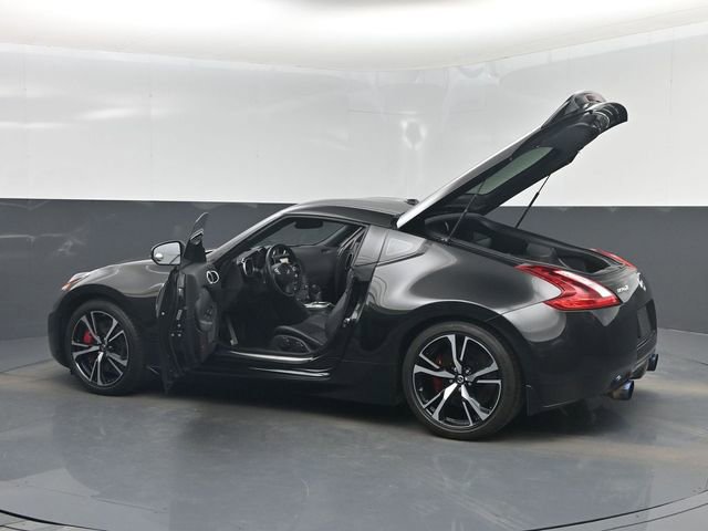 Used 2020 Nissan 370Z Touring Sport image 44