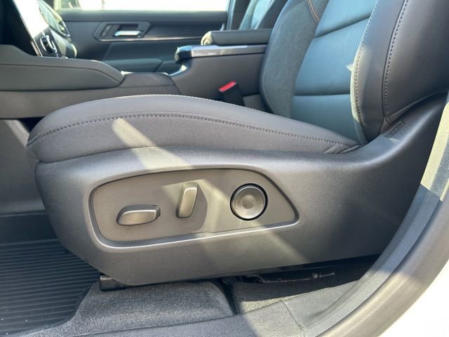 New 2026 GMC Terrain AT4 w/ Convenience Package III image 14