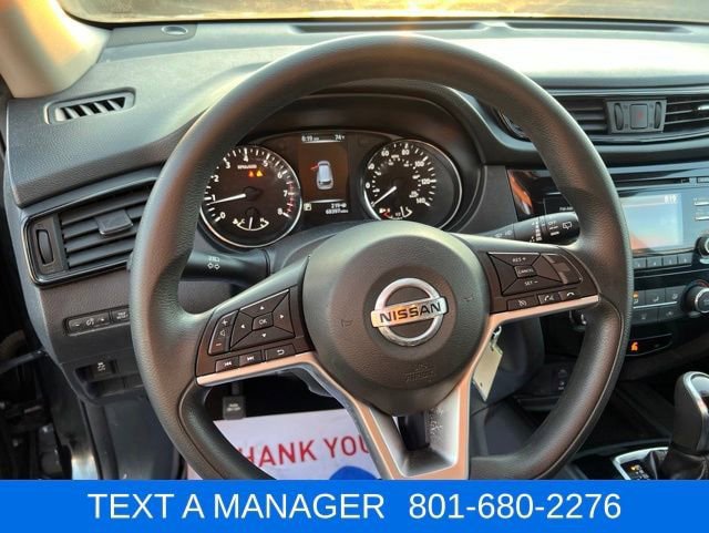 Used 2017 Nissan Rogue S FWD image 11