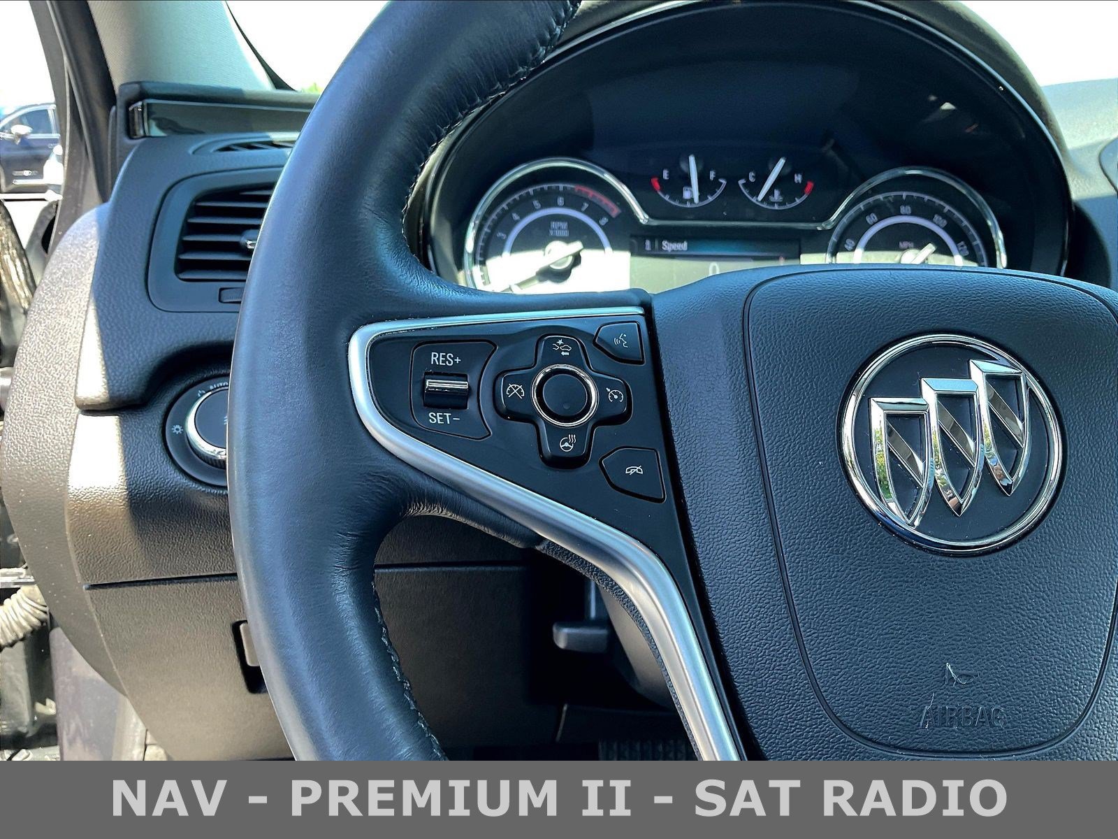 Used 2017 Buick Regal Premium w/ Driver Confidence Package #1 FWD image 11