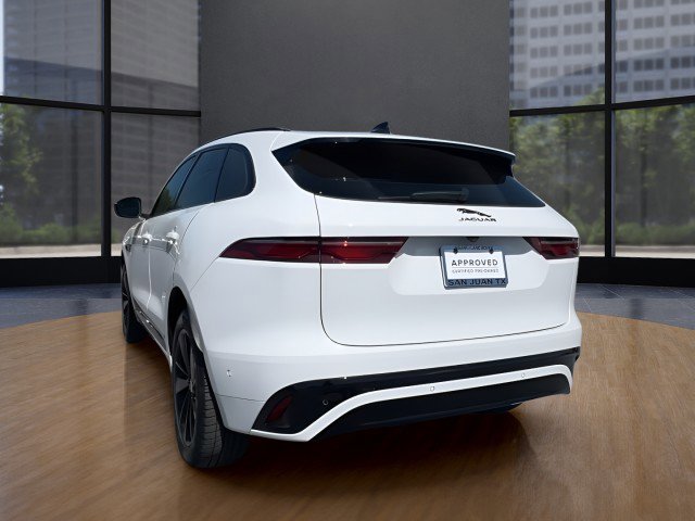 Used 2025 Jaguar F-PACE R-Dynamic S image 7