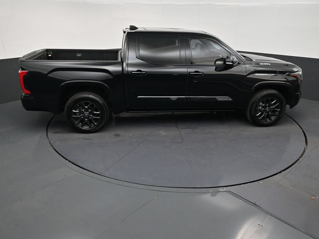 Used 2025 Toyota Tundra Platinum AWD/4WD image 17