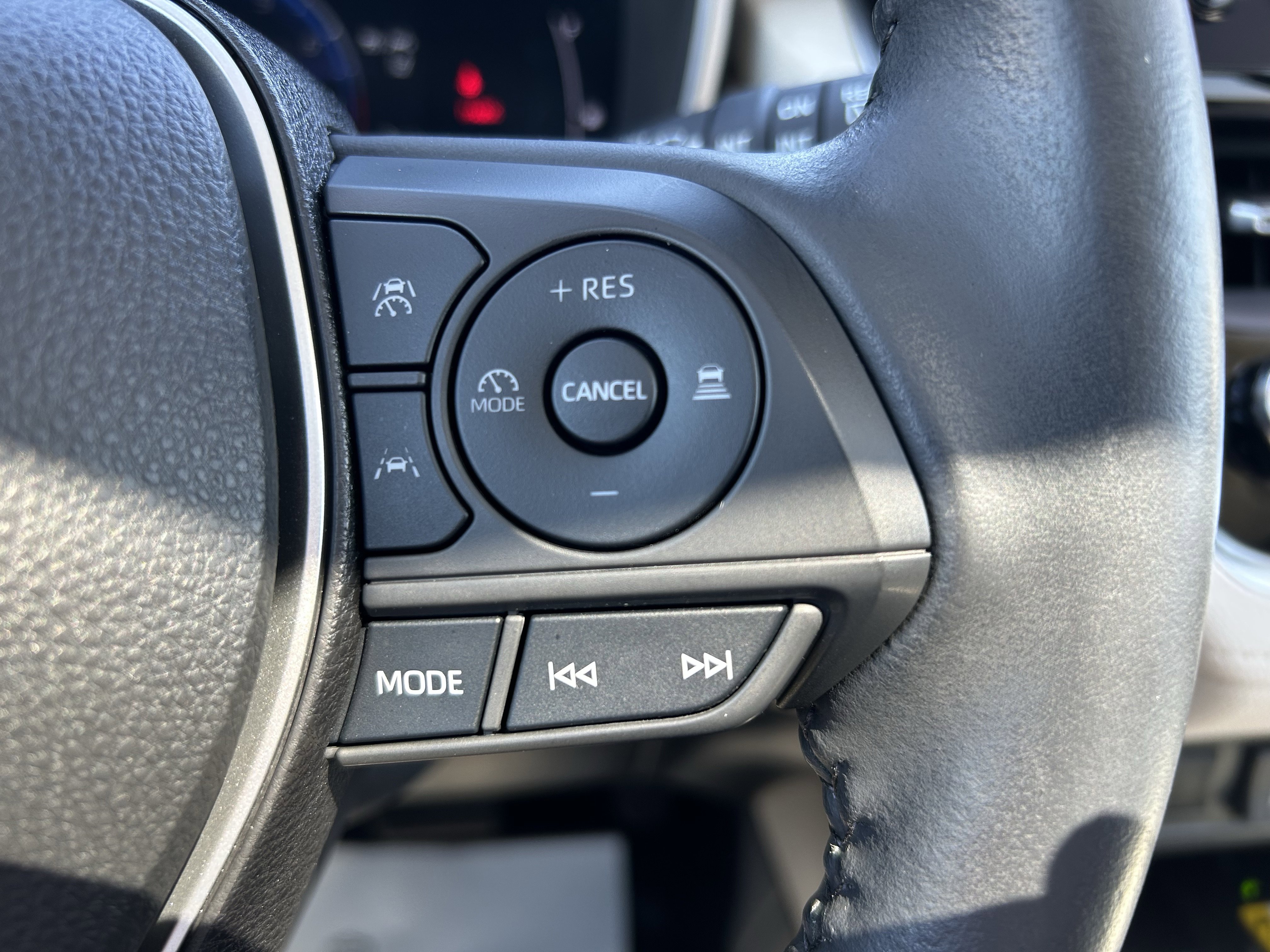 Certified 2023 Toyota Corolla Cross XLE w/ Convenience Package AWD/4WD image 26