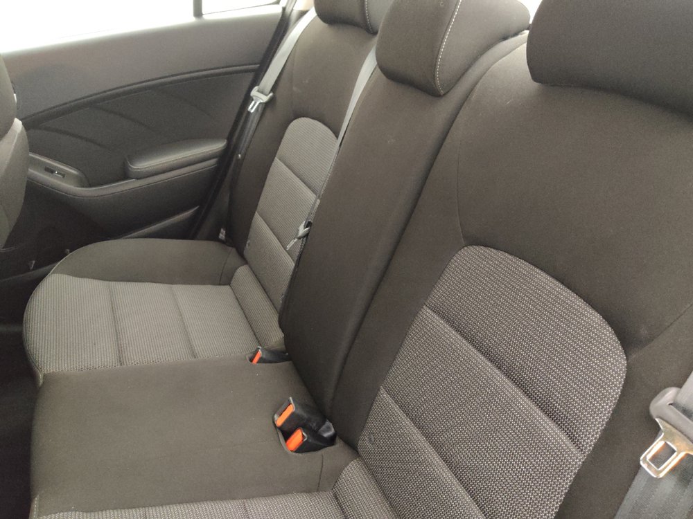Used 2017 Kia Forte LX FWD image 18
