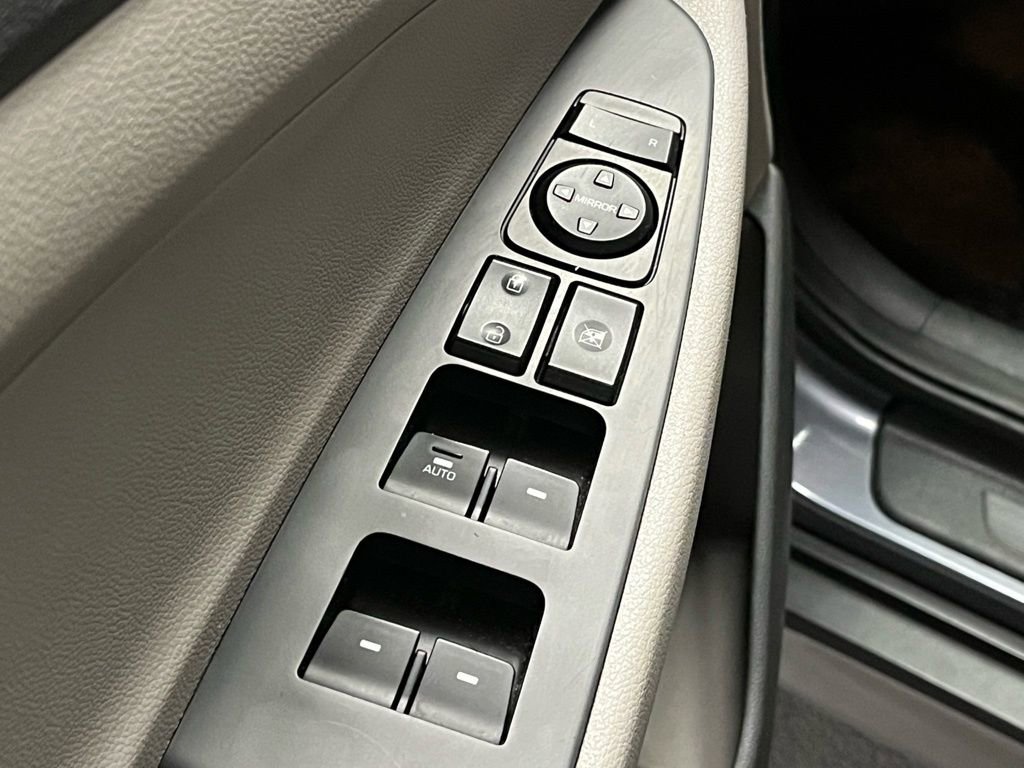 Used 2018 Hyundai Tucson SEL image 13