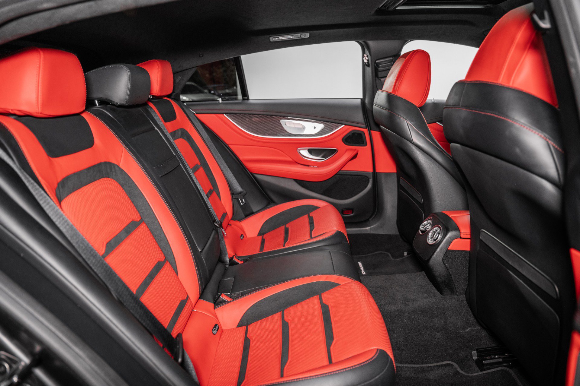 Used 2023 Mercedes-Benz AMG GT 63 S image 24