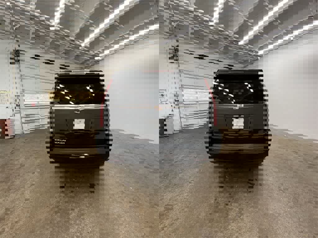 Used 2018 Cadillac Escalade Platinum image 5