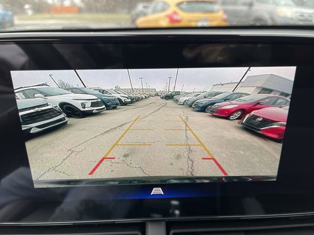 New 2026 Chevrolet Trax RS w/ Sunroof Package image 17