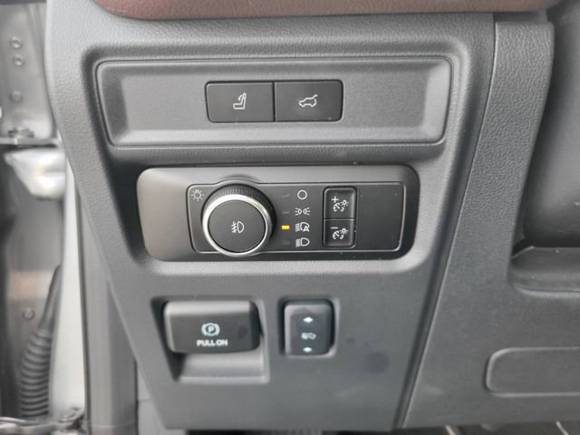 Used 2024 Ford Expedition Limited image 21