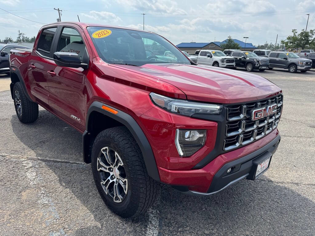 Used 2023 GMC Canyon AT4 w/ AT4 Premium Package image 7