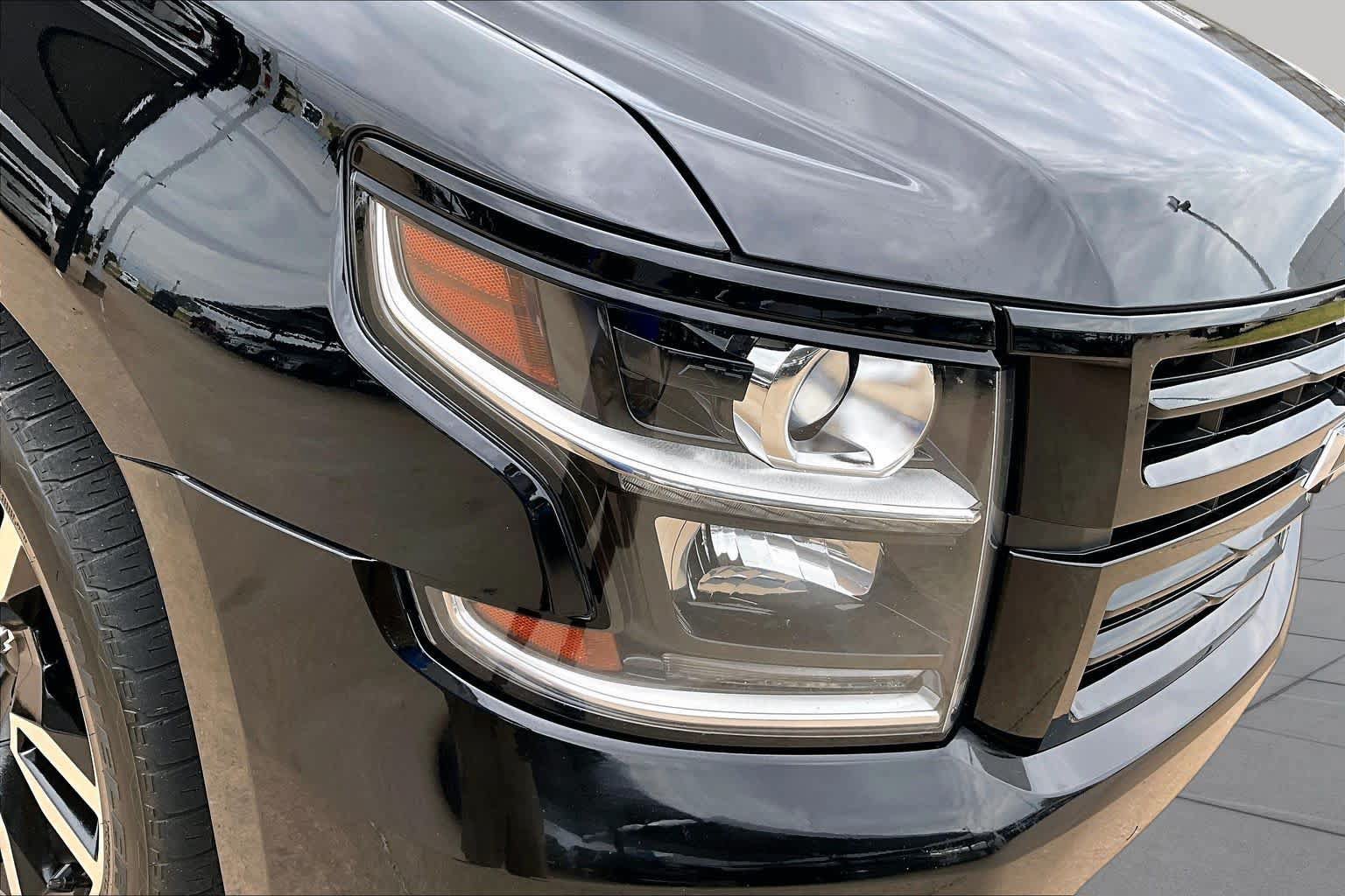 Used 2019 Chevrolet Tahoe Premier AWD/4WD image 26
