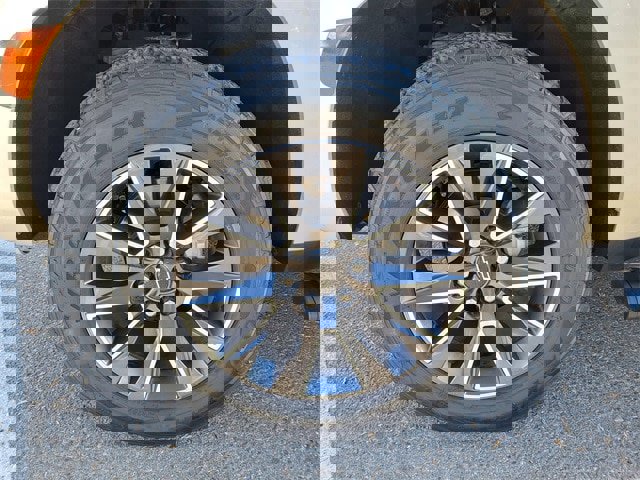 Used 2021 Chevrolet Tahoe Z71 image 33