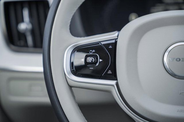 New 2026 Volvo XC60 B5 Ultra w/ Protection Package Premier image 30