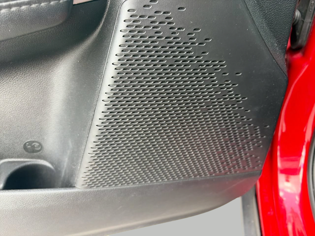Used 2019 Dodge Journey SE w/ Connectivity Group FWD image 17