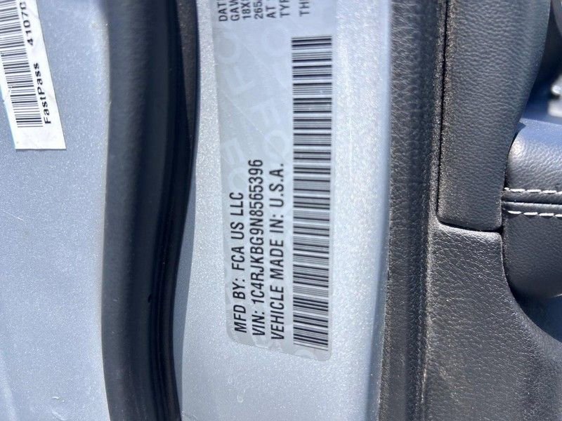 Used 2022 Jeep Grand Cherokee L Limited image 26