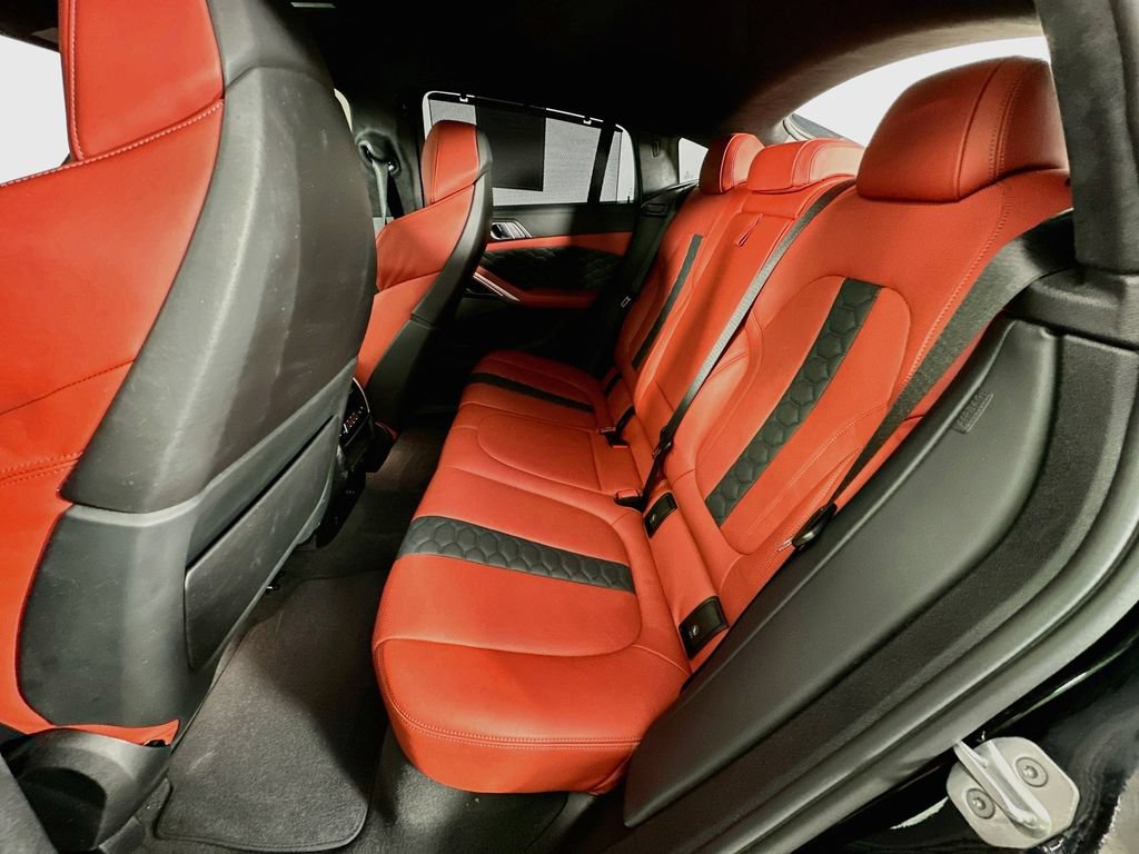 Used 2022 BMW X6 M w/ Executive Package AWD/4WD image 33