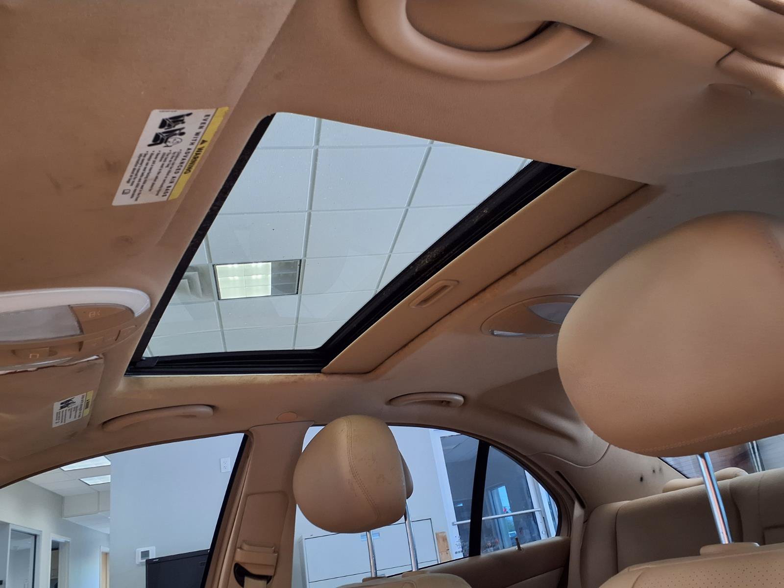 Used 2008 Mercedes-Benz E 350 Sedan image 19