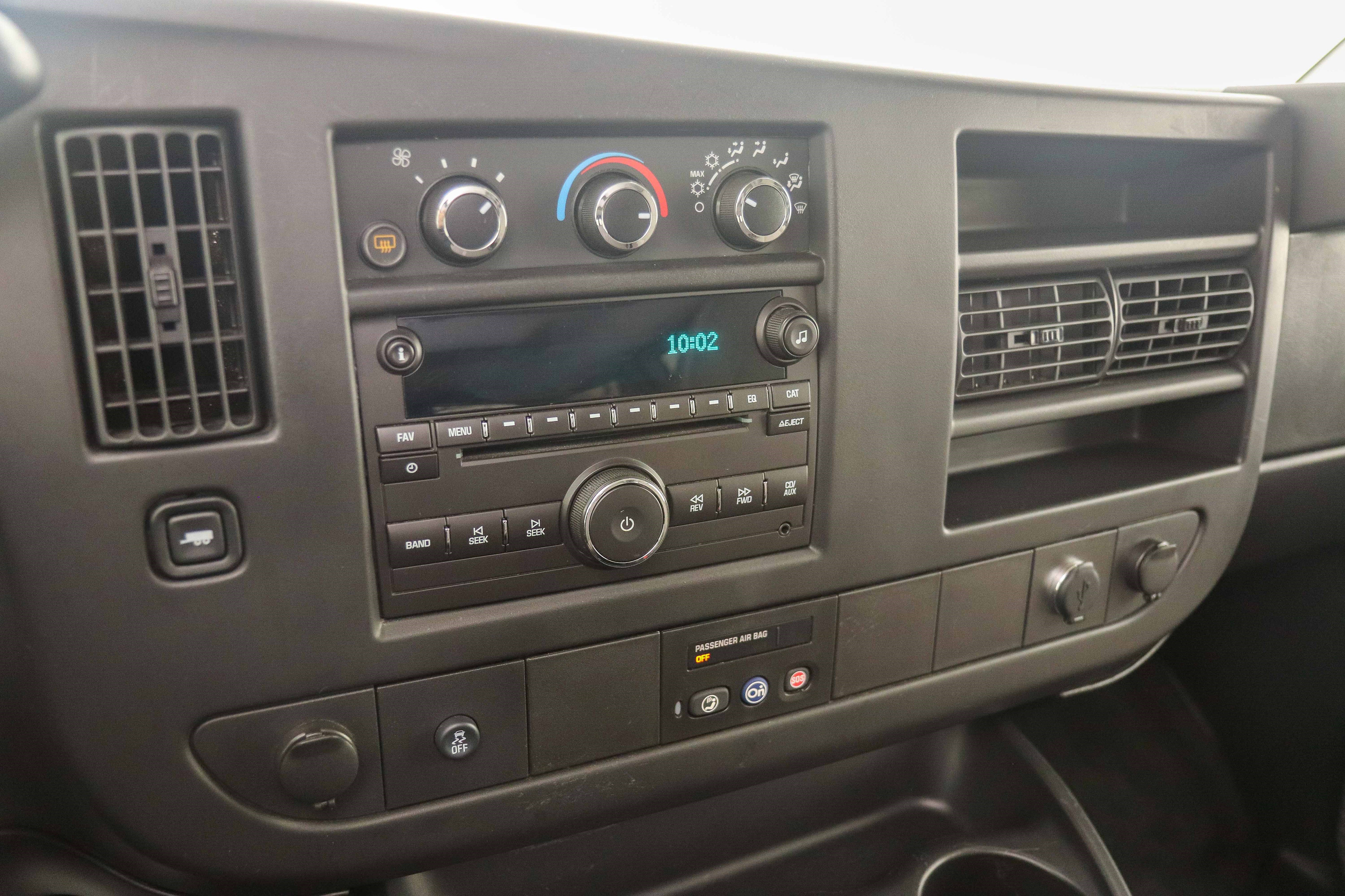 Used 2014 Chevrolet Express 1500 LT w/ LT Preferred Equipment Group image 19