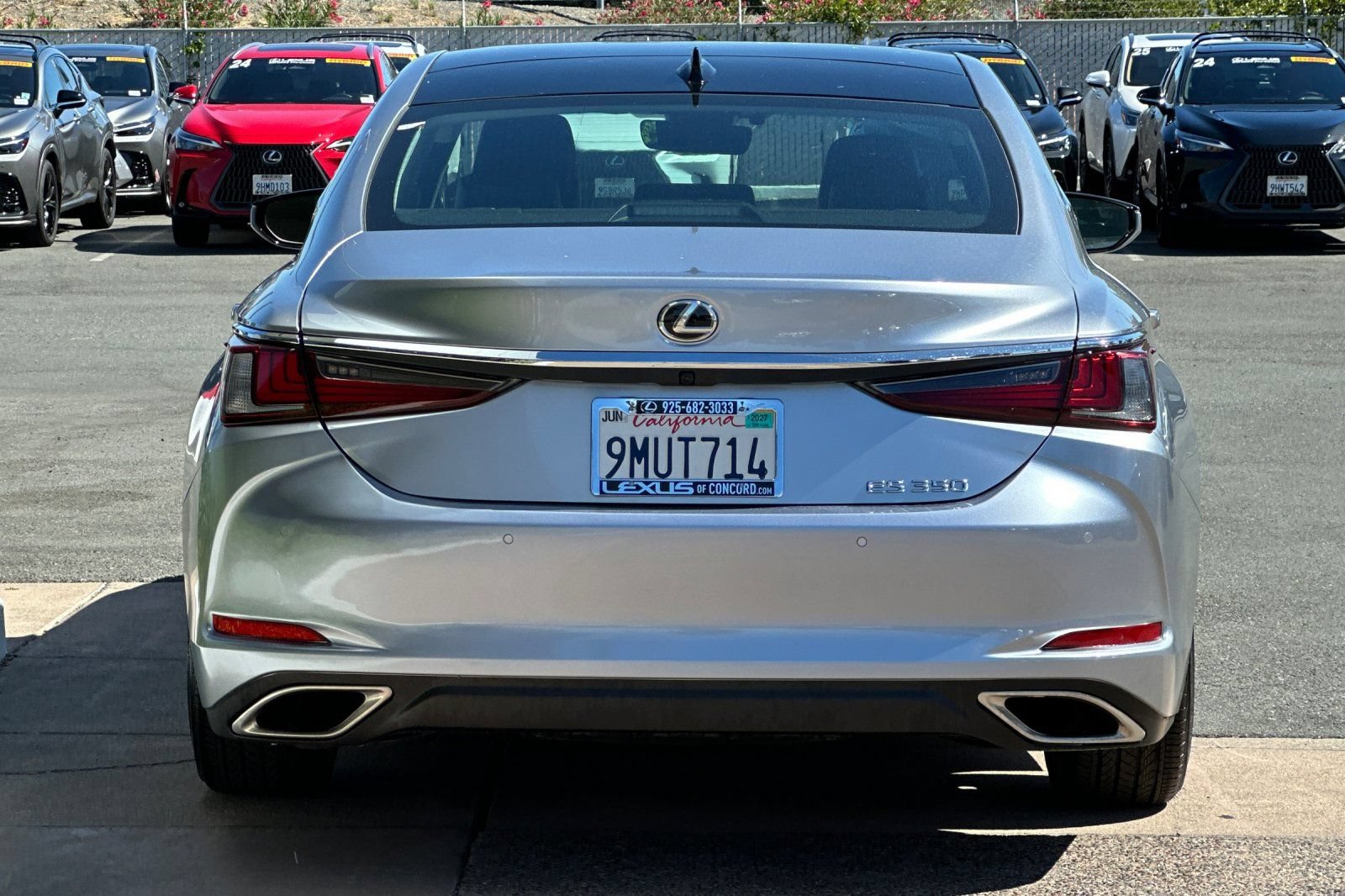Certified 2024 Lexus ES 350 w/ Premium Package FWD image 5