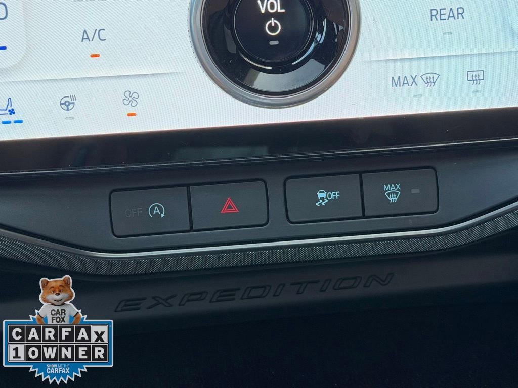 Used 2022 Ford Expedition Platinum image 16