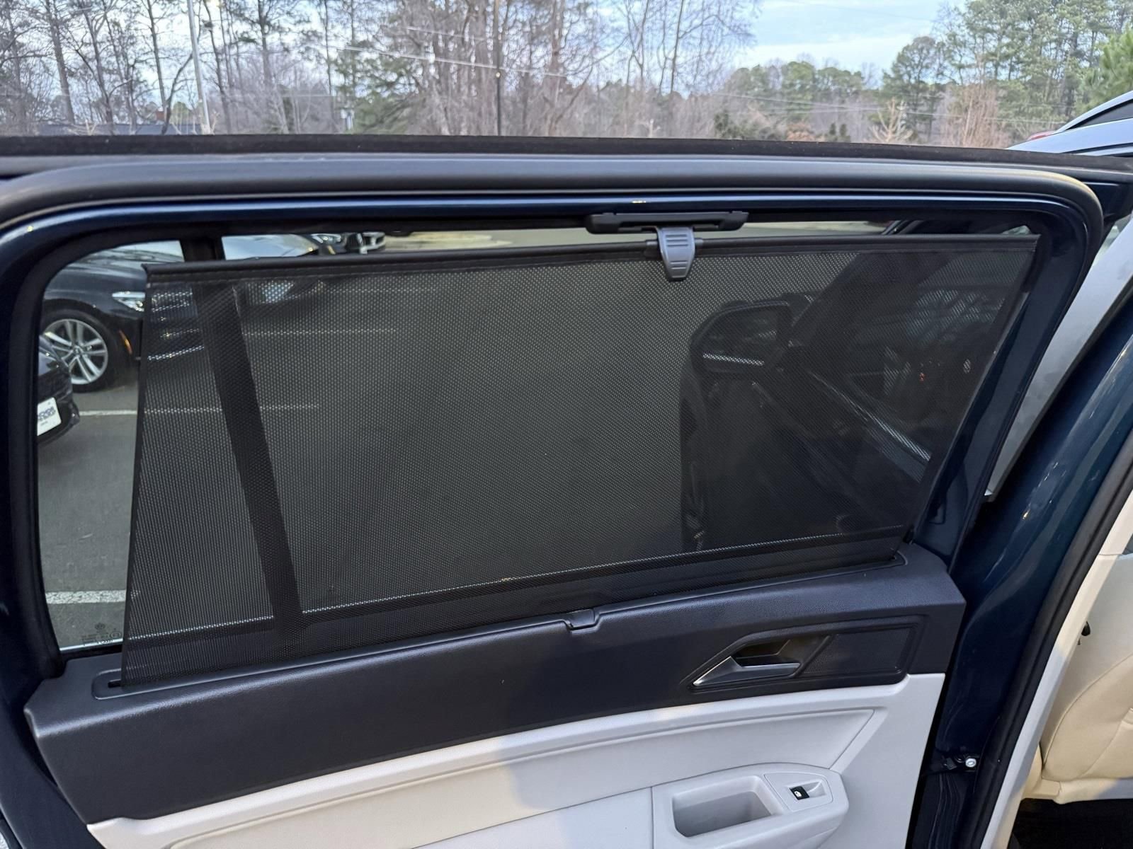 Used 2021 Volkswagen Atlas SE image 28